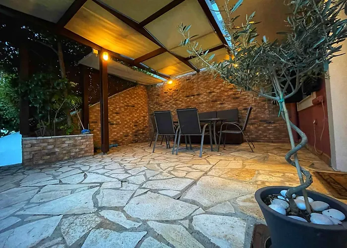 Apartment House Glyfada (Corfu)