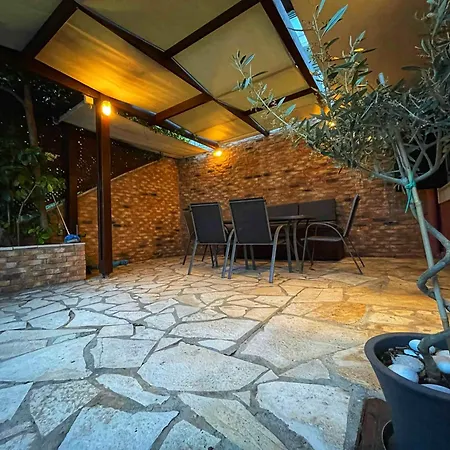 Apartment House Glyfada (Corfu)